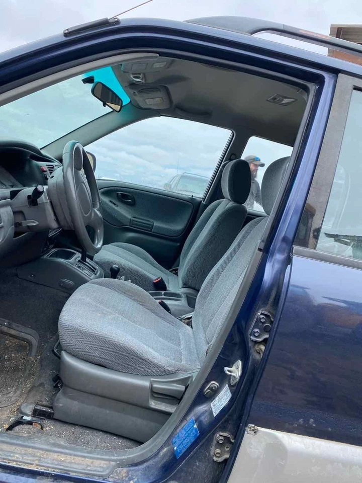 Conjunto de filtro de aire usado se adapta a: Suzuki Vitara 1999 2,5 grado A Foto 4 de 4