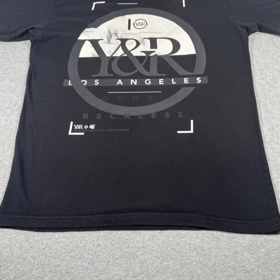 Camisa Joven e Imprudente Adulto Grande Negra Ropa de Calle Diseño Los Ángeles Arte Hombres Foto 4 de 4