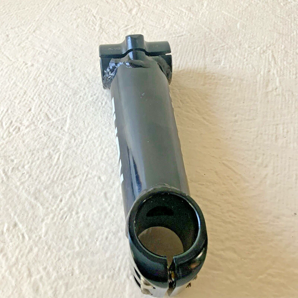 KORE THREADLESS STEM 135 MM 1 1/8 IN CLAMP 25.4 MM 7 DEGREE 180 GRAMS - Image 4 of 4