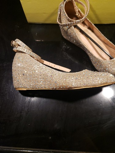 Chase & Chloe Women's Bobby-12 Wedge Shoes Nude Sz 8.5 M US W/Box Preowned - Picture 2 of 6