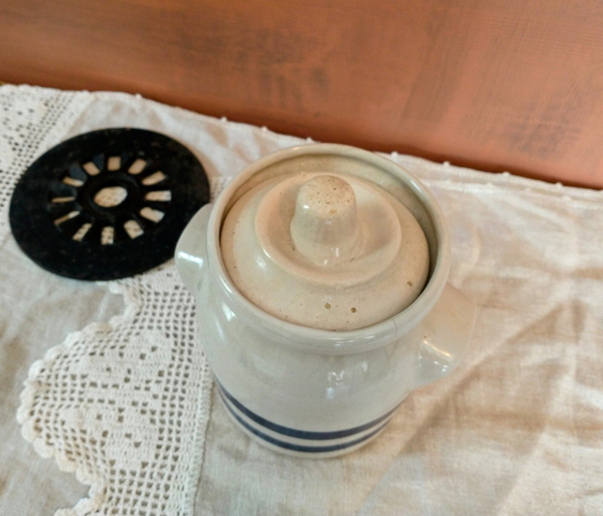 RRP Roseville Crock Lidded Canister Cobalt Blue Pottery Vintage