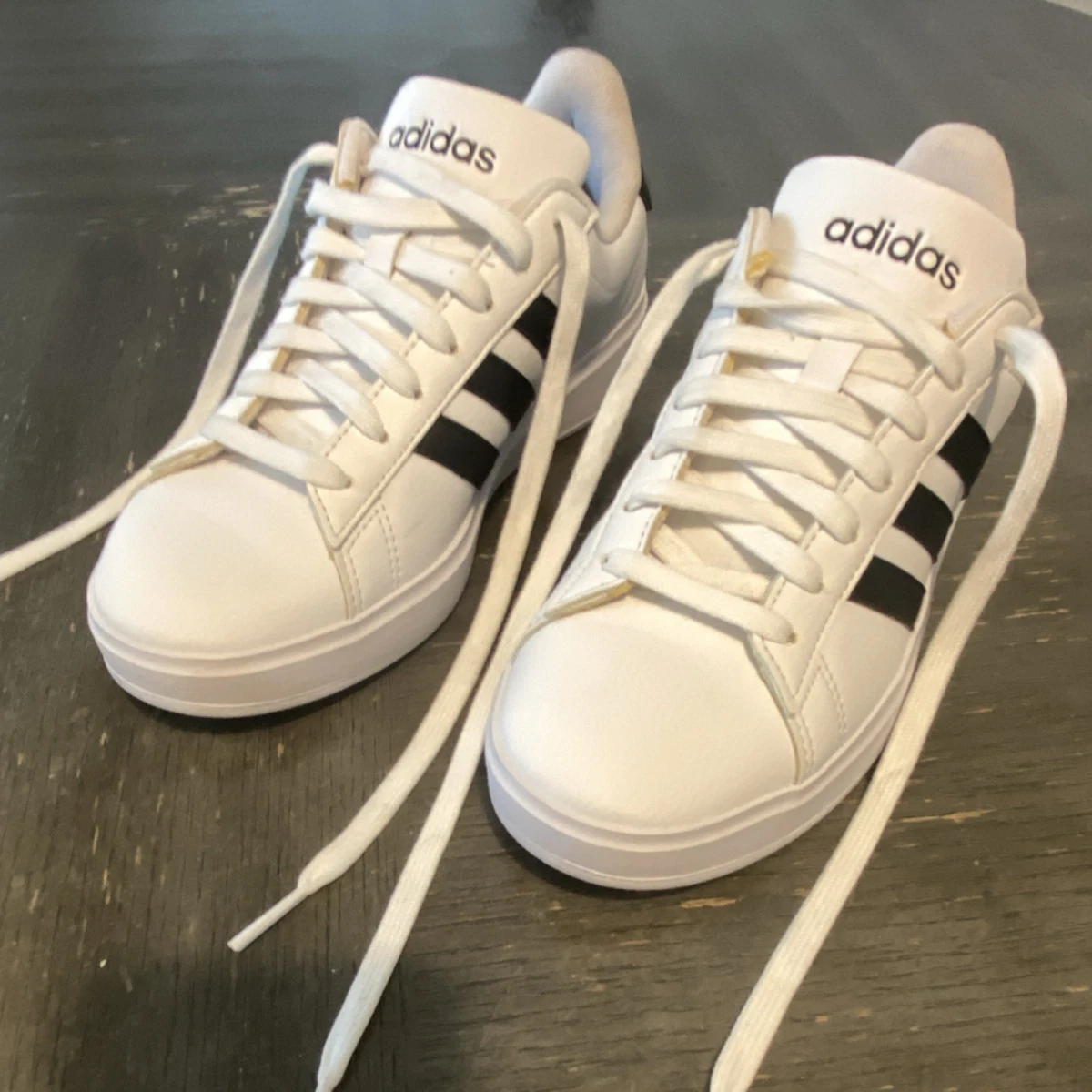adidas gazelle silver green womens adidas Men's Advantage Shoes