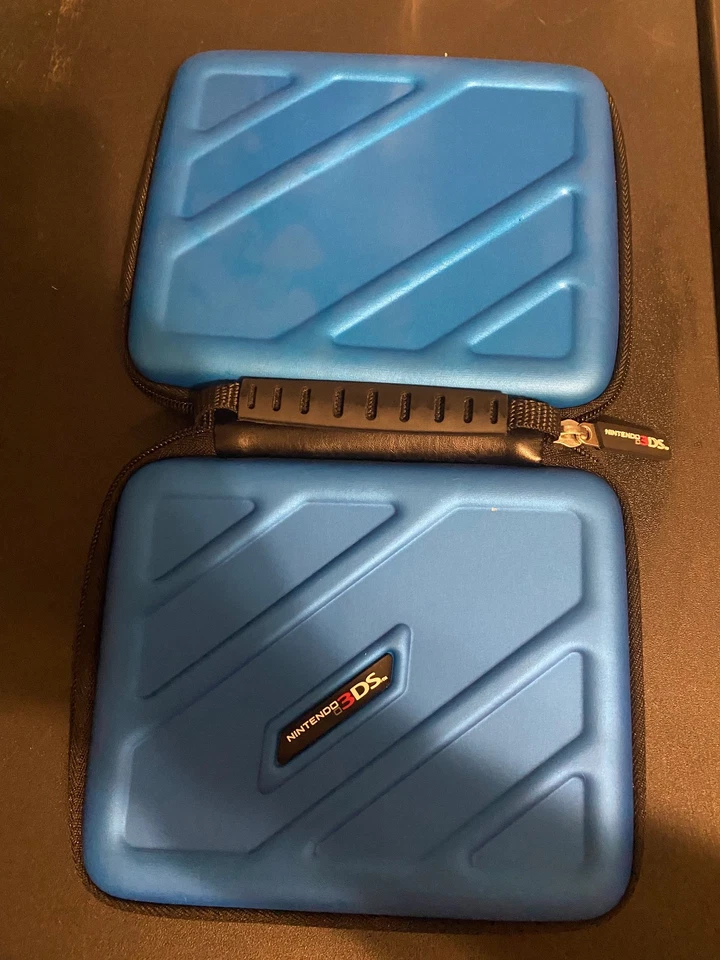 Nintendo 3DS Blue Travel Case RDS Officially Licensed 2DS XL Pouch Hard Case - Image 4 of 4