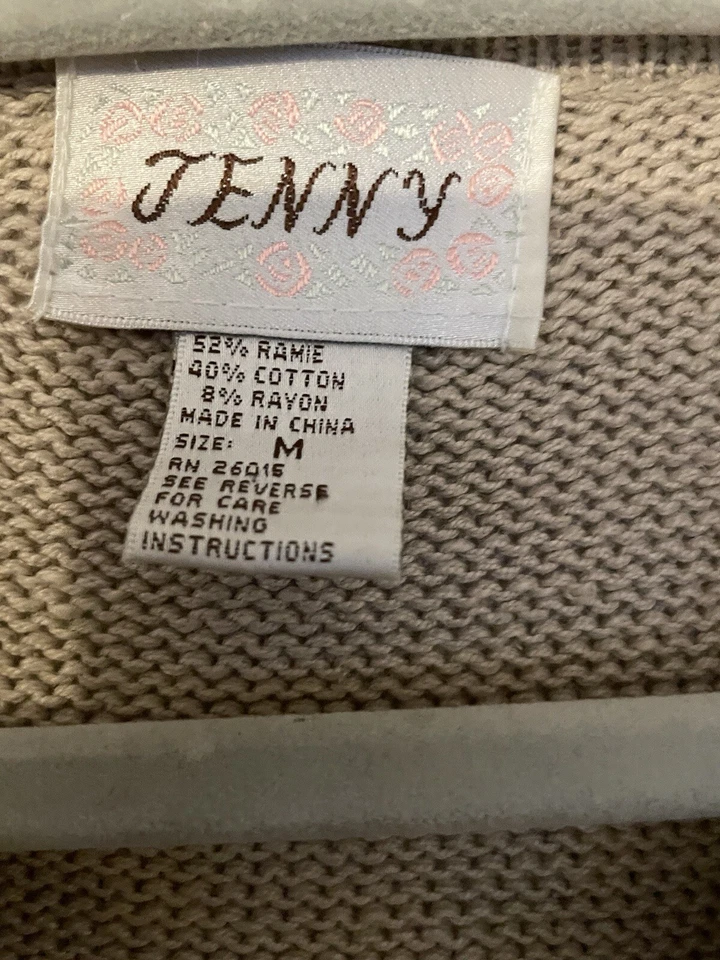 Cárdigan Cottage Core Jenny abuela M flores bordadas, perlas de imitación Foto 3 de 4