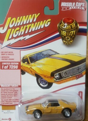 Johnny Lightning Class of 1971 Muscle Cars U.S.A. 1971 AMC Javelin AMX 1:64 New