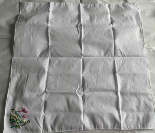 Vintage Hand Embroidered Tea Towel - Picture 3 of 5