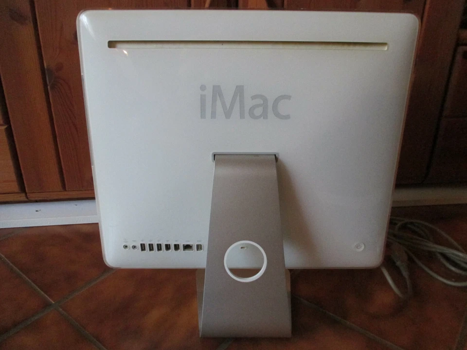 Apple iMac 4.1 # 1,83 Ghz Intel Core Duo 2 GB RAM # OSX 10.5 in OVP - Bild 2 von 4