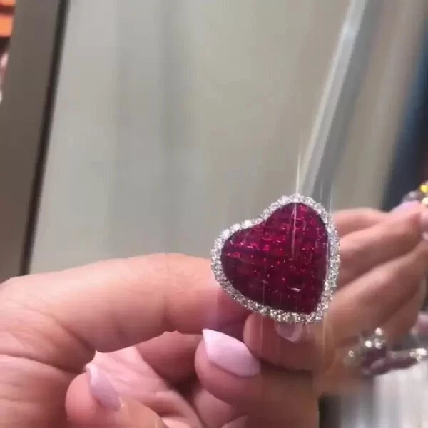 Heart shaped sales white sapphire ring