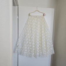 Vintage Handmade Women's White and Cream Lace A-Line Maxi Skirt