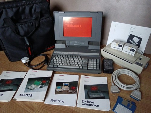 Vintage Toshiba T3200 Luggable Computer With Printer - Working Order - Picture 1 of 21