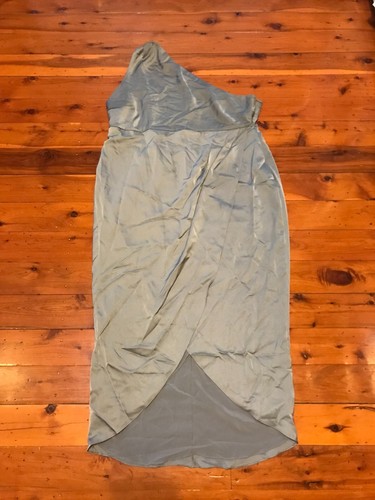SHOWPO GREY FELT SO HAPPY ONE SHOULDER DRAPE MIDI DRESS SZ 20 NN RRP $99.95 - Picture 2 of 3
