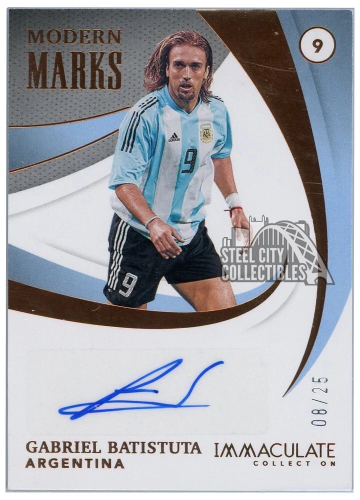 Gabriel Batistuta Soccer Autographed Sports Trading Cards