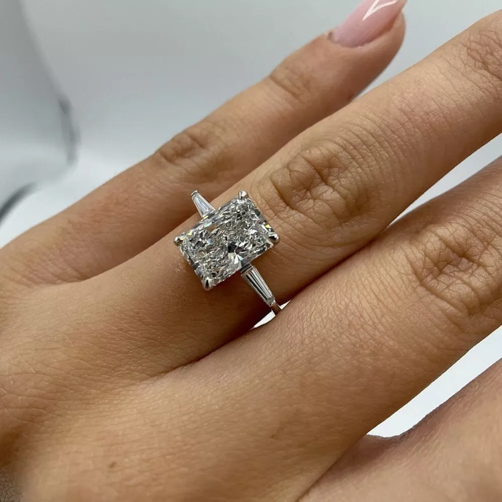 Platinum radiant sale cut engagement ring