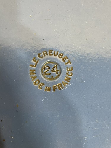 Le Creuset 24 Dutch oven Blue 4 1/2 quart France made Stock pot W/ Lid - Picture 5 of 12