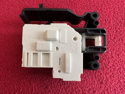 Türverriegelung - Schloss für Waschmaschine Indesit IWE 71482 B Originalteil