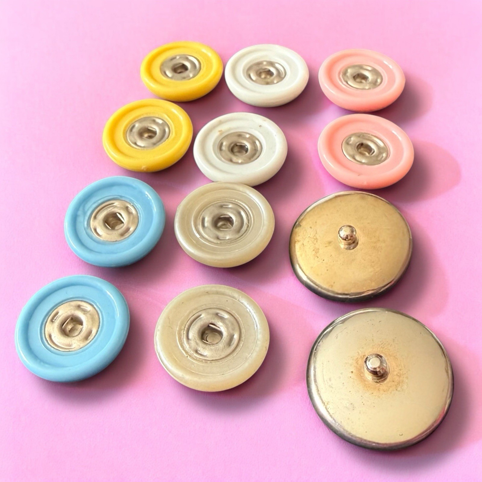 Interchangeable Button Clip On Earrings 1950s Vin… - image 6