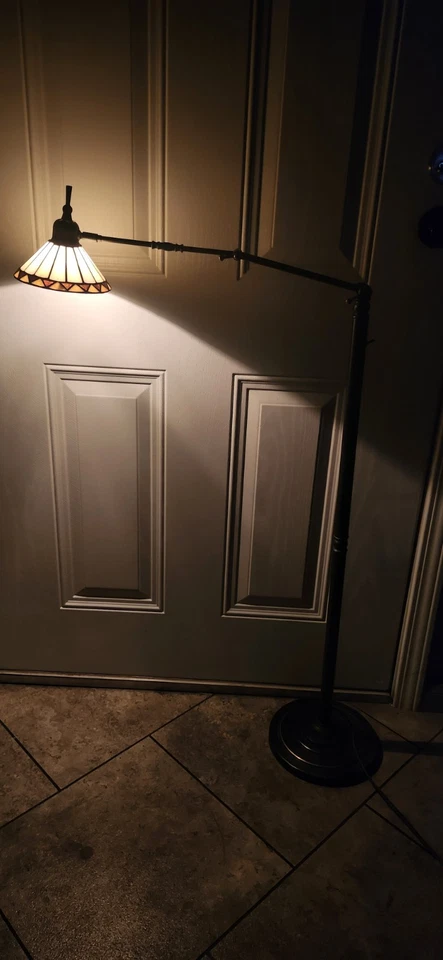 Pueblo Quoizel Tiffany Estilo Pantalla Brazo Plegable Lámpara de Pie Ajustable Bronce 52" Foto 2 de 4