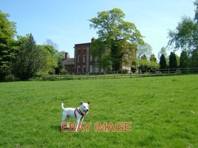PHOTO  WALTON-ON-TRENT STATELY BUILT FOR WILLIAM TAYLOR IN 1723 WALTON'S SMALL B