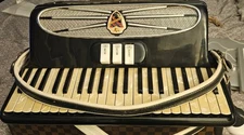Vintage APEX Accordian MADE IN ITALY AUTHENTIC 