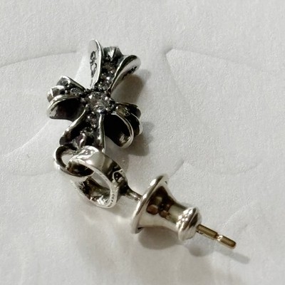 Chrome Hearts Baby Fat Cross With Pave Diamonds Earring (SINGLE