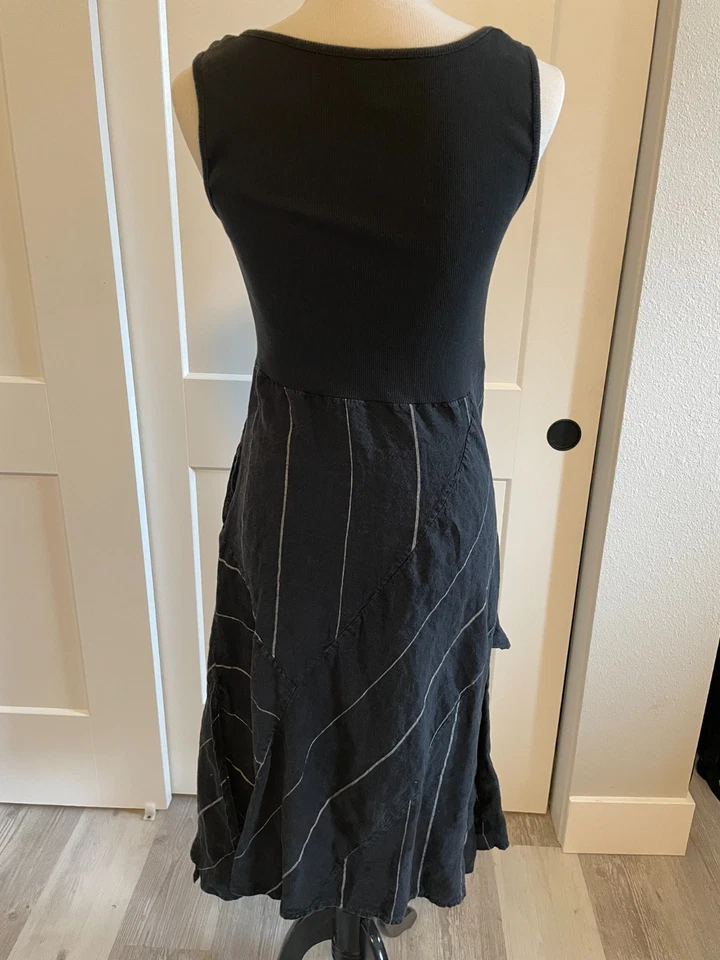 Vestido largo de lino negro con bolsillos inizio, talla pequeña, hecho en Italia Foto 2 de 2