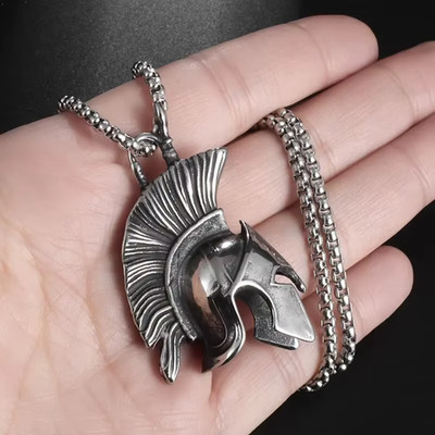 Herren Halskette Spartan Helm Anhänger   Edelstahl Kette 60cm Schmuck Männer