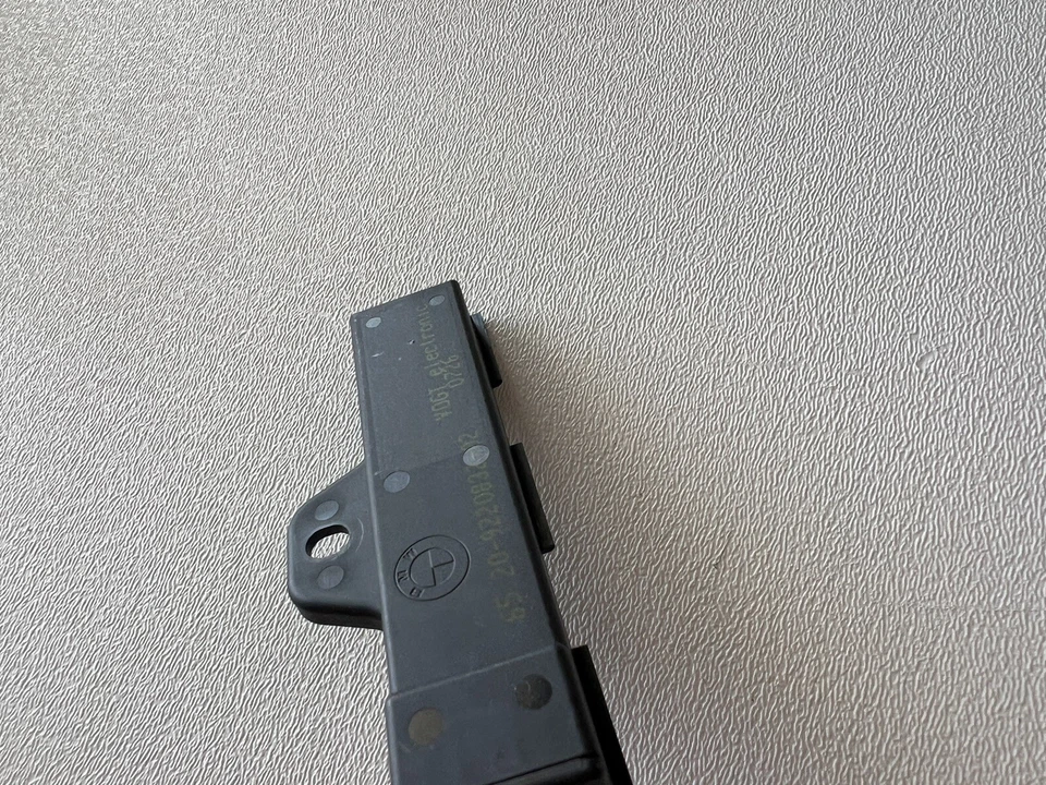 BMW 640I 650I F12 F13 2012-2016 antena sistema de entrada sin llave OEM 9220832-02 Foto 2 de 4