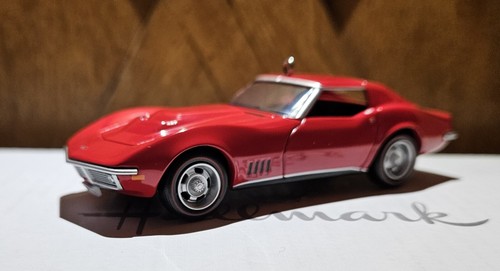 New Hallmark CORVETTE L88 34th CLASSIC AMERICAN CARS 2024 Keepsake Ornament NIB - Picture 2 of 9