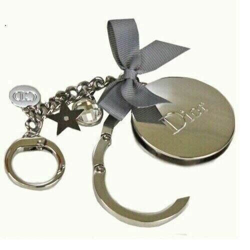 he【used】クリスチャンディオール　バッグフック　キーホルダー Christian DIOR ACCROCHE-SAC HANDBAG HOOK Keychain in Gift