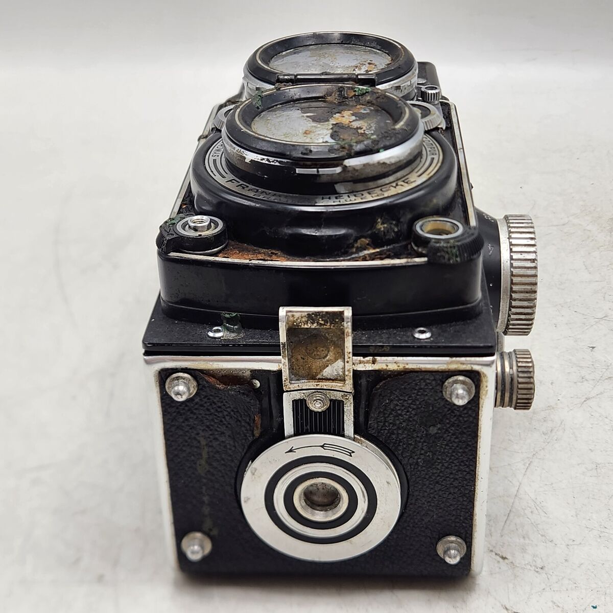 READ Rollei Rolleiflex TLR Camera - Carl Zeiss Planar READ Rollei Rolleiflex TLR Camera - Carl Zeiss Planar