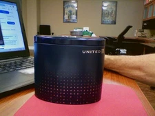 United Airlines Polaris Business First Class Amenity Kit Tin "Clean The World"