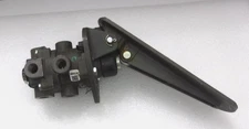 WABCO 4613320000 / 961 899 006 Air Brake Foot Control Valve