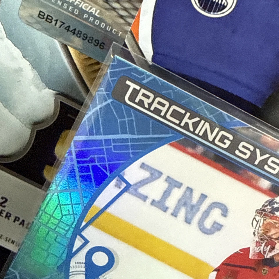 2025-26 Upper Deck Series 1 Hockey Tracking Systems Charlie Lindgren - Image 2 of 4