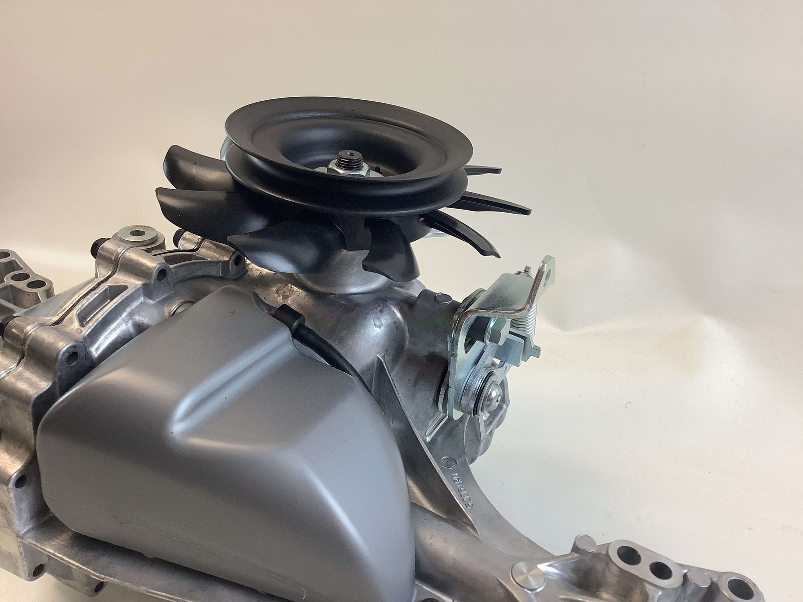 Confezione Da Tre Ventole PWM Con Rotori Inversi Da 120 Mm RS120-R ARGB