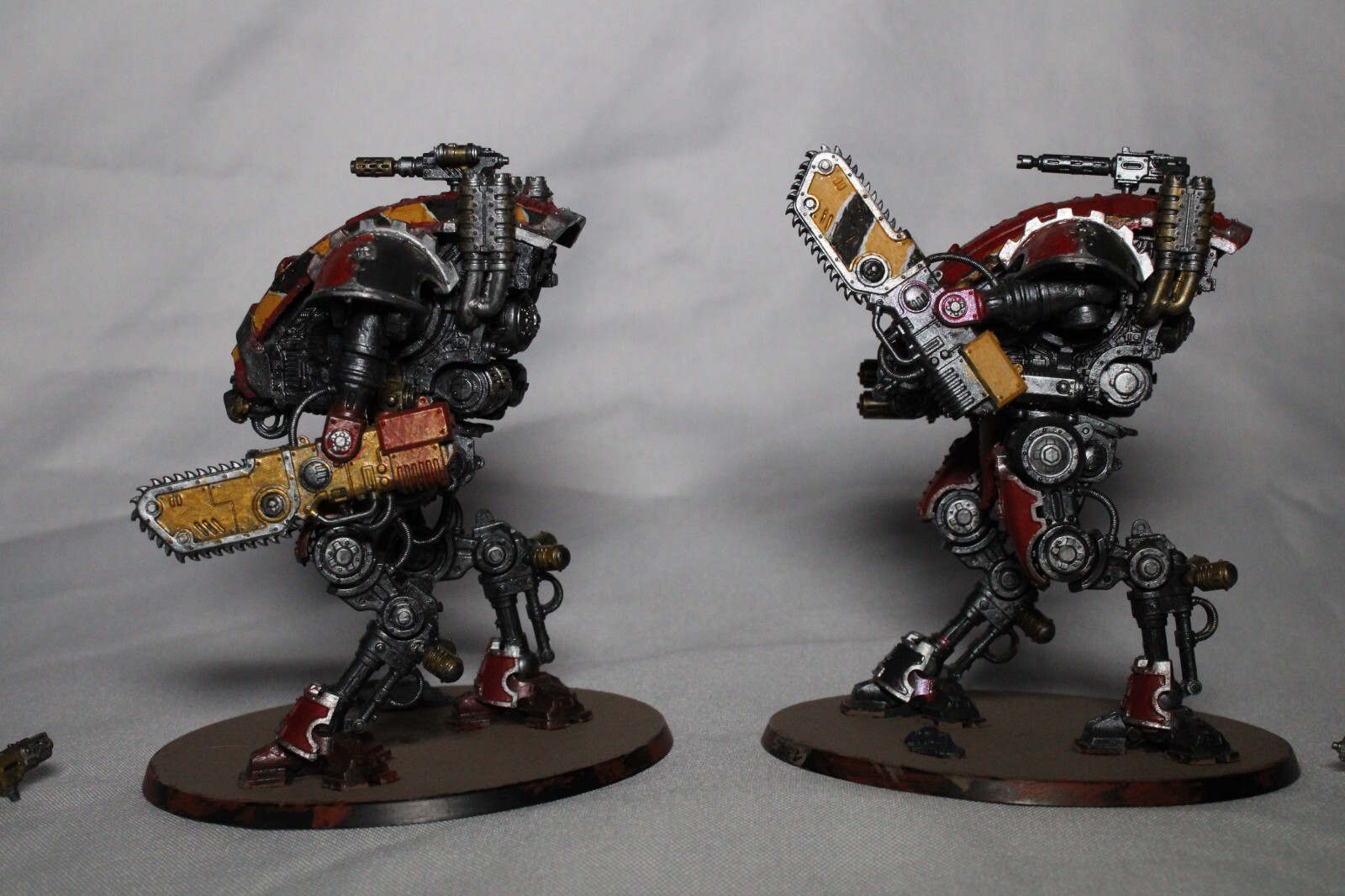 2 Imperial Knight Armiger Warglaives painted House Raven Warhammer 40k Wardogs! eBay
