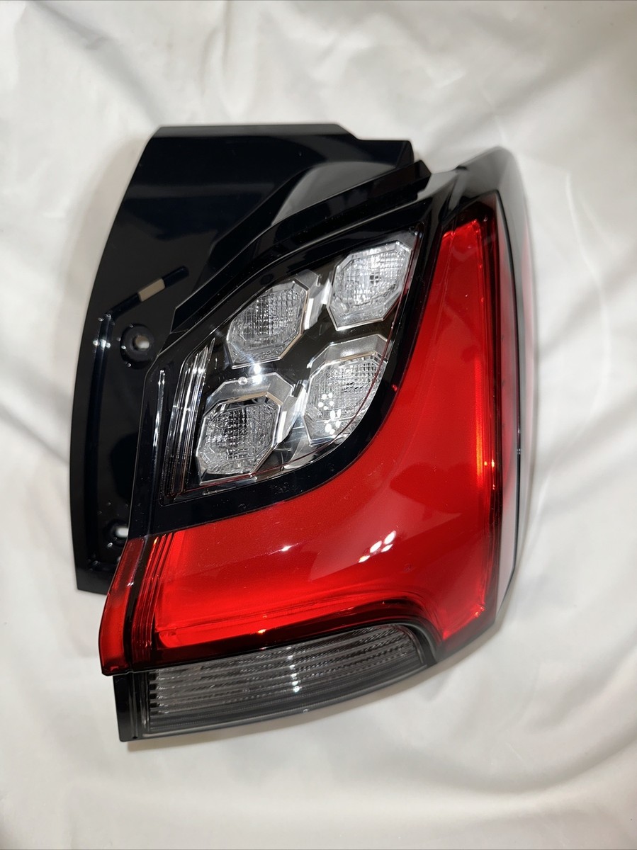 2020 2023 MITSUBISHI OUTLANDER SPORT REAR RIGHT RH SIDE TAIL LIGHT