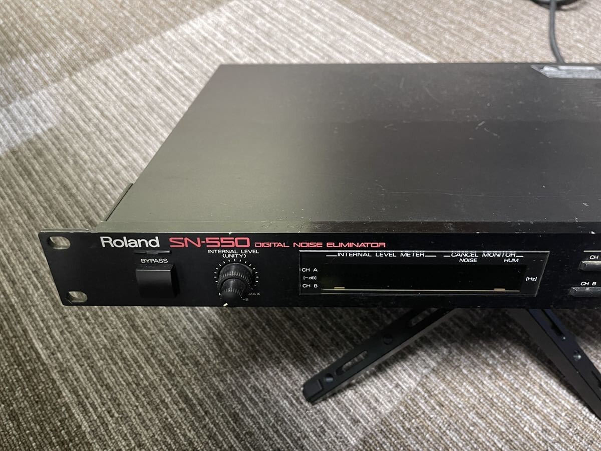 Roland SN-550 Digital Noise Eliminator Noise Suppressor In Roland SN-550 Digital Noise Eliminator Noise Suppressor In
