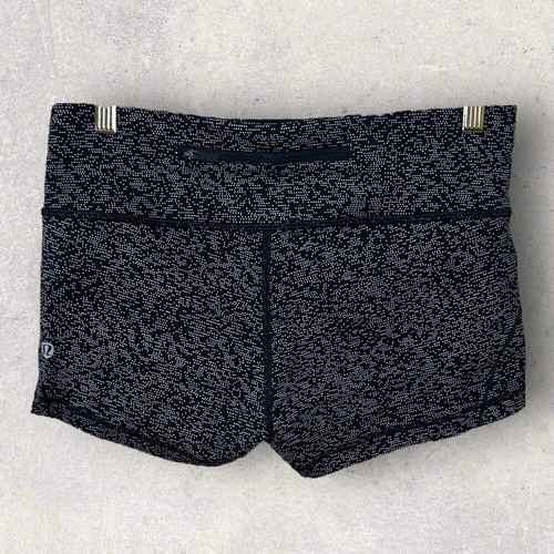 Lululemon Quick Pace Short (2.5") in Soundwave White Black / Black Sz 8 - Picture 2 of 3