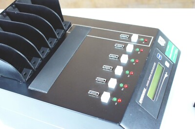 STATION DUPLICATOR UGREEN / CLONER POUR DISQUE DUR SATA VERS USB 3.0