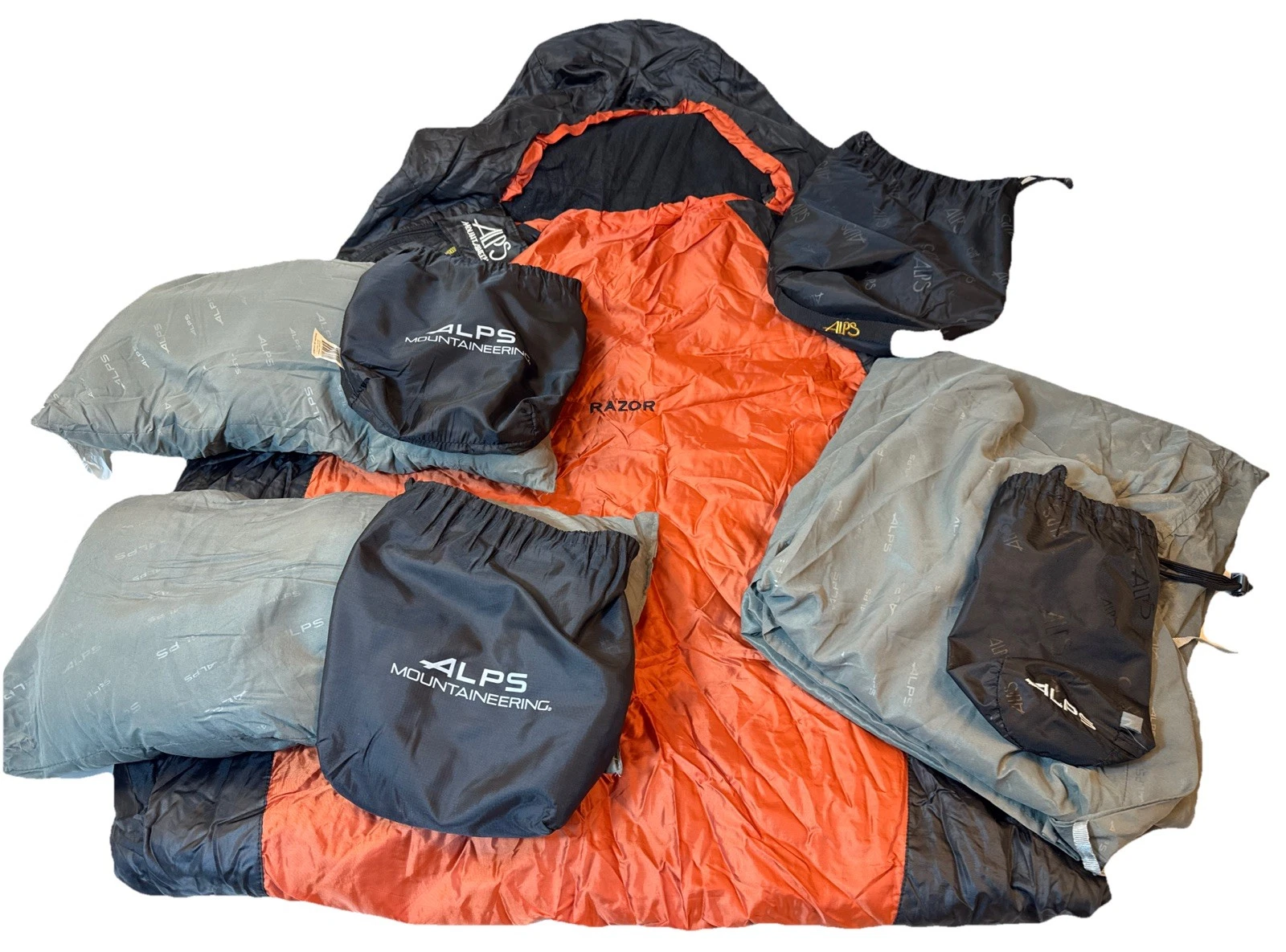 ALPS Mountaineering Razor Sleeping Bag 32x80 Black + Pillows and Rain Cover