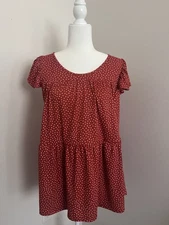 NWT Be Stage Rust Orange/Red Tiered Blouse, Women’s size Medium Short Sleeve