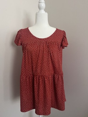 NWT Be Stage Rust Orange/Red Tiered Blouse, Women s size Medium Short Sleeve