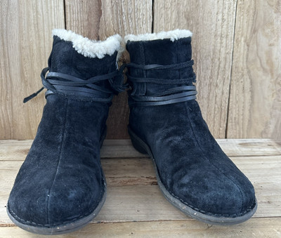 ユウ UGG Ankle Shearling Boots 5749 Black Gaviota Suede Lacing Aztec