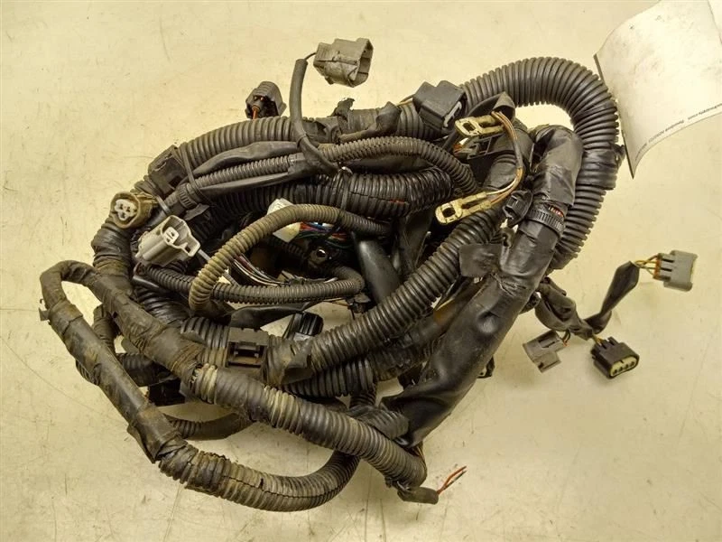 00 01 02 03 Arnés de cables del motor Toyota Echo 1,5 L AT SIN ABS 82121-52320 Foto 3 de 4