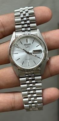 SEIKO 5 Automatic 本体 シルバー Rare seiko 5 automatic 17 jewels silver dial japan made watch for