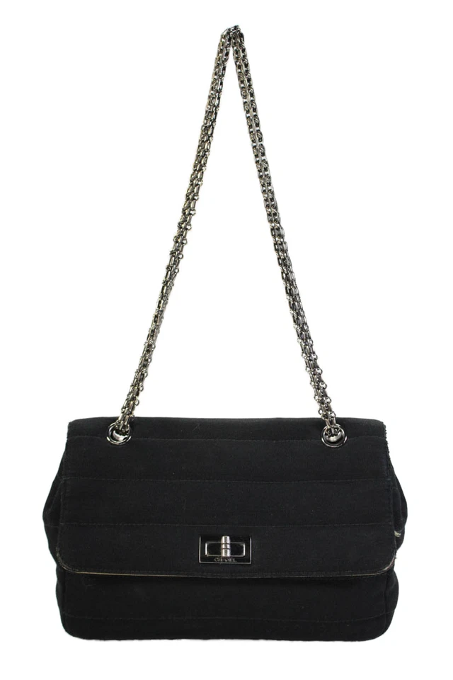 Chanel Mujer Cadena Correa Algodón Acolchado Turnlock Solapa Bolso de Hombro Negro Foto 2 de 4