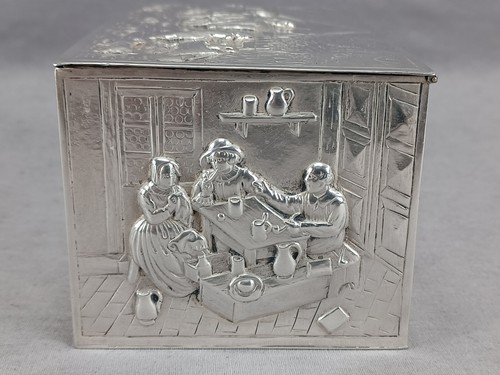 P. Oberlander German Hanau 800 Silver Repousse Farm & Tavern Scenes Box - Picture 3 of 10