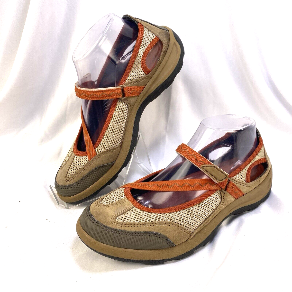 Lands End Women's US SZ Hiking Walking Shoes Tan/Orange Mary  Jane**