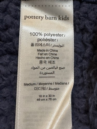 Pottery Barn Kids Bath Robe Navy Blue Plush Hooded 2 Pocket Boys 4-6 Open Box - Picture 7 of 8