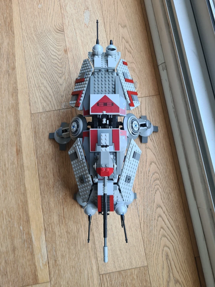 LEGO Star Wars 7675 AT-TE Walker, photo 2 sur 5